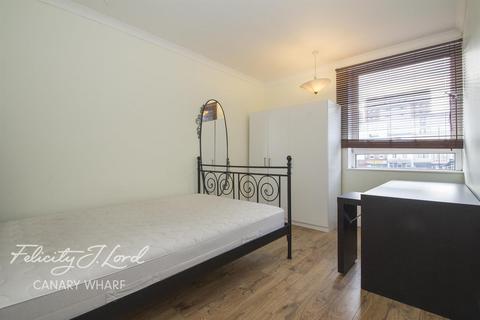 3 bedroom flat to rent, The Quarterdeck, E14