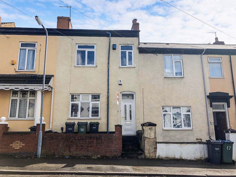 Thynne Street, West Bromwich, B70 6PH 3 bed terraced house £175,000