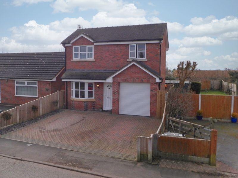 Park Road, Willaston, Cheshire 3 bed detached house £250,000