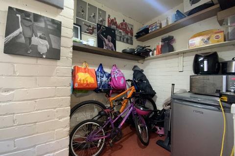28 Clarendon Road, Denton, Manchester, M34 7RY