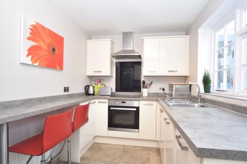 29 Barrymore Close, Langport, TA10 9TD