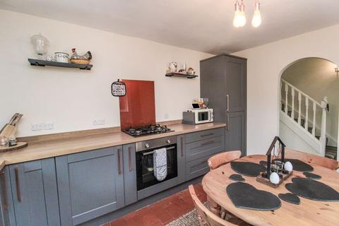 21 Cross Edge, Brown Edge, Stoke-on-trent, ST6 8SB