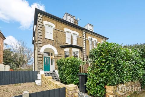 Flat 2, 14 Trinity Road, London, N22 8LB