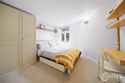 Flat 2, 14 Trinity Road, London, N22 8LB