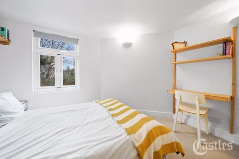 Flat 2, 14 Trinity Road, London, N22 8LB