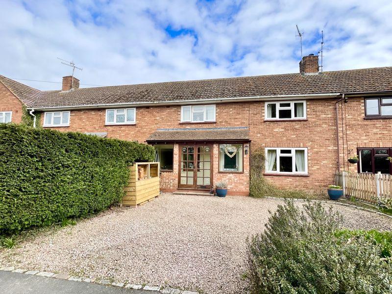 Edwards Lane, Sneachill, Worcester 3 bed terraced house £285,000