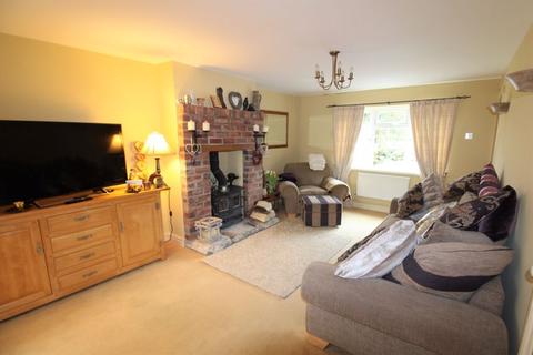 14, Berkeley Cottage Edwards Lane, Sneachill, Worcester, WR7 4QG