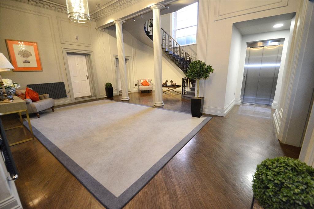 Communal Foyer