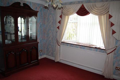 2 Cae Blodau, Kinmel Bay, Rhyl, LL18 5LX