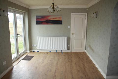 2 Cae Blodau, Kinmel Bay, Rhyl, LL18 5LX