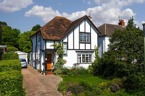 12 Lower Hill Road, Epsom, KT19 8LT