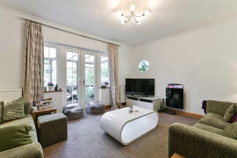 12 Lower Hill Road, Epsom, KT19 8LT