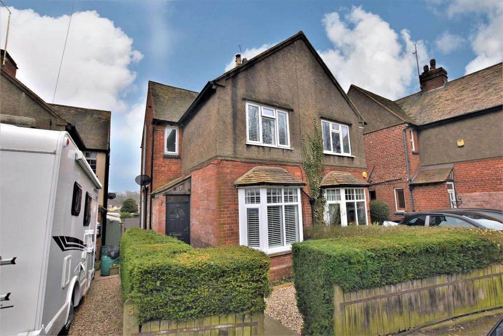 Priory Road, Stamford 3 bed semidetached house £325,000