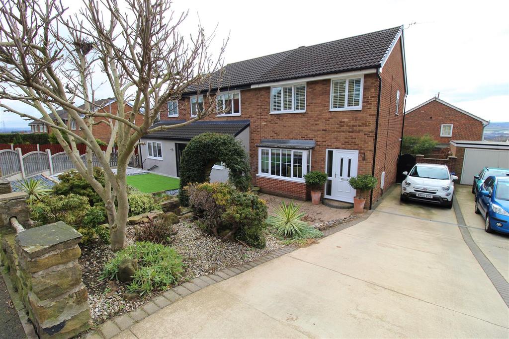 275 New Road, Mapplewell, Barnsley, S75 6EP 3 bed semidetached house