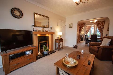 6 Crane Drive, Burntwood, WS7 4SW
