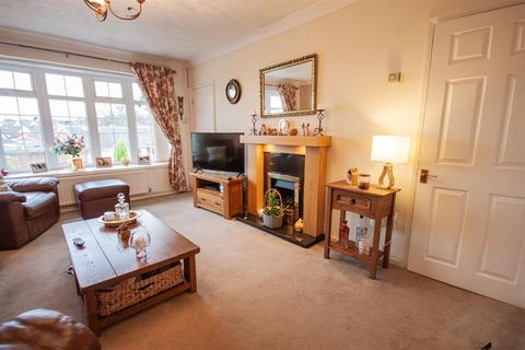 6 Crane Drive, Burntwood, WS7 4SW