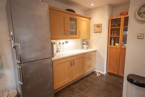 6 Crane Drive, Burntwood, WS7 4SW