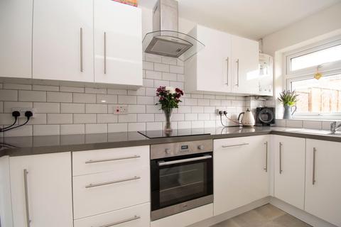 6 Abinger Close, Stevenage, SG1 1SW