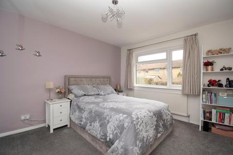 6 Abinger Close, Stevenage, SG1 1SW