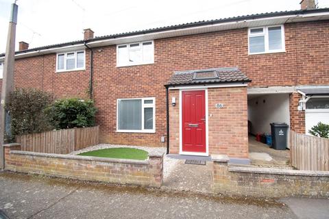 86 Briardale, Stevenage, SG1 1TR
