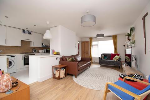 86 Briardale, Stevenage, SG1 1TR
