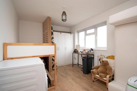 86 Briardale, Stevenage, SG1 1TR