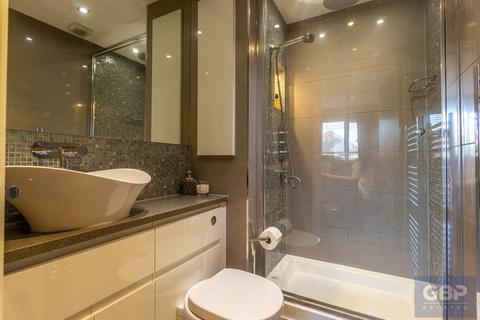 Flat 6, Chartwell Place Junction Road, Romford, RM1 3BF