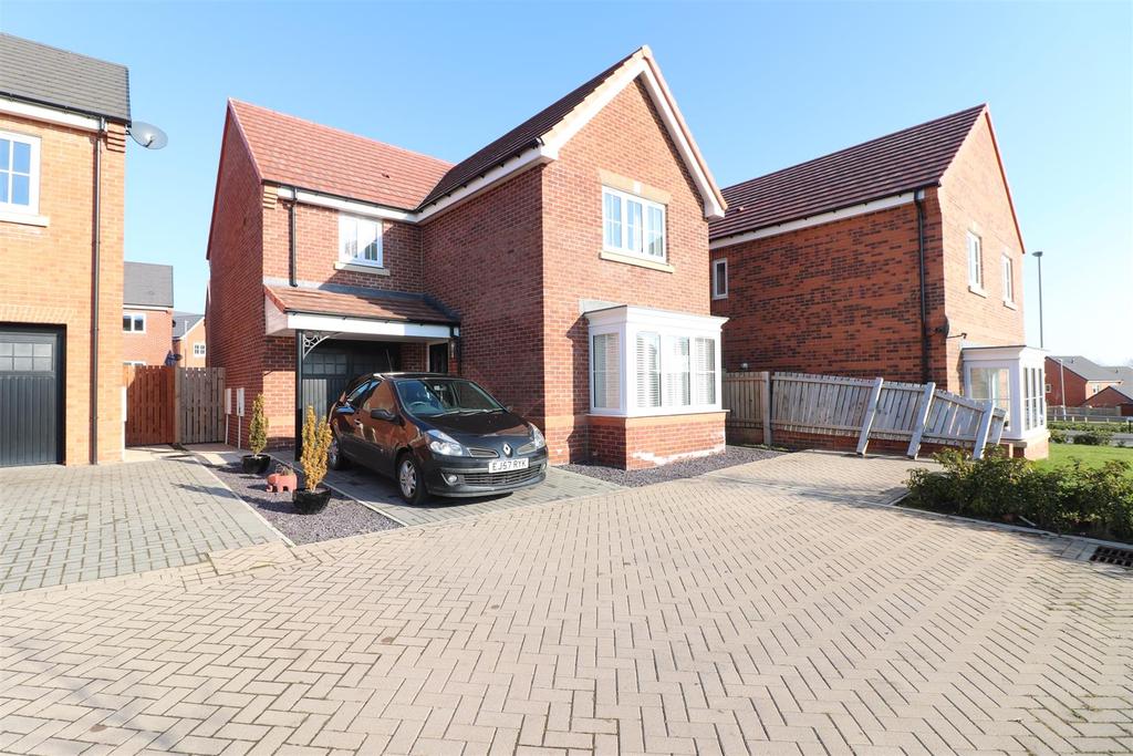 Longmeadows, Broadoaks, Bedlington 3 bed detached house £235,000