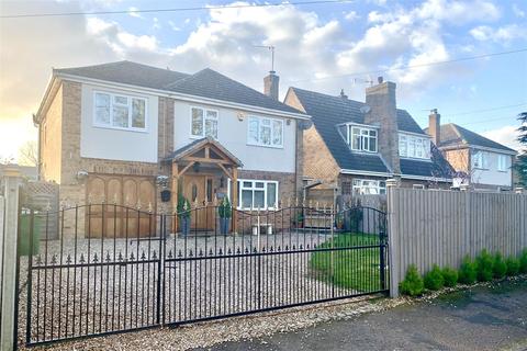 7 Lime Grove, Caythorpe, Grantham, NG32 3DH