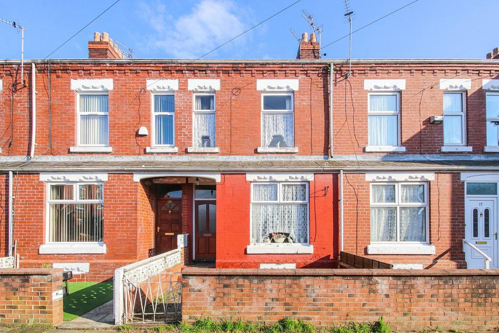 Walter Street, Old Trafford, Manchester, M16 3 bed terraced house £