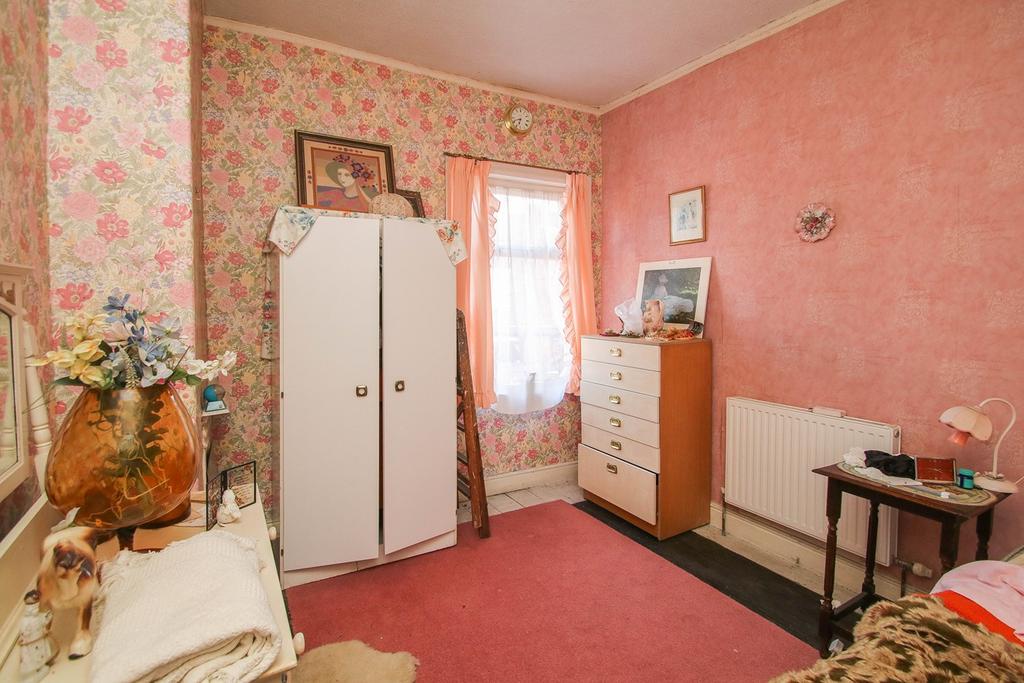 Walter Street, Old Trafford, Manchester, M16 3 bed terraced house £