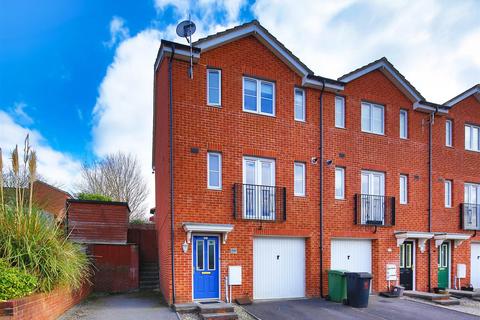 206 Brynheulog, Pentwyn, Cardiff, CF23 7JF