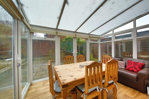 206 Brynheulog, Pentwyn, Cardiff, CF23 7JF