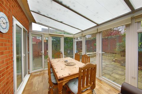 206 Brynheulog, Pentwyn, Cardiff, CF23 7JF