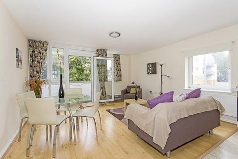 2 bedroom apartment to rent, St Rule Street, Nine Elms, London SW8