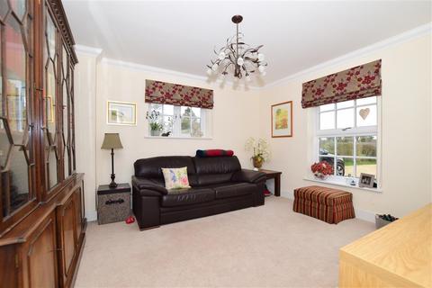 6 Hart Lane, Meopham, Gravesend, DA13 0DS
