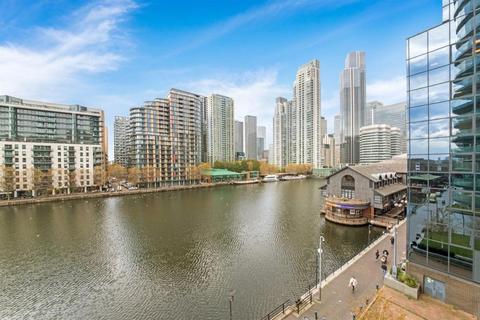 2 bedroom flat to rent, Arena Tower, Cross Harbour Plaza, Canary Wharf, London, E14 9TA