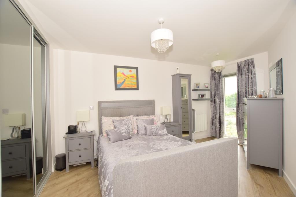 901ee0z1 - bedroom
