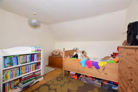 11 Epple Road, Birchington, CT7 9AP