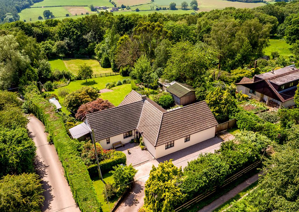 Kimberley, Welsh Newton Common, NP25 4 bed detached house £725,000