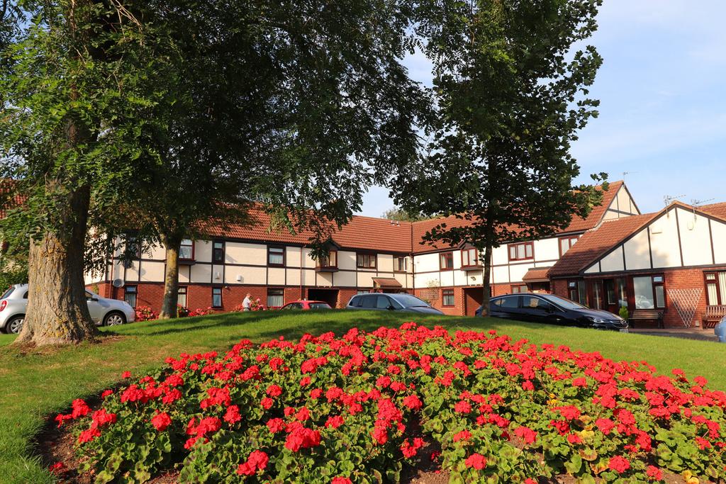The Sycamores, Hartlepool, TS25 2 bed apartment £85,000