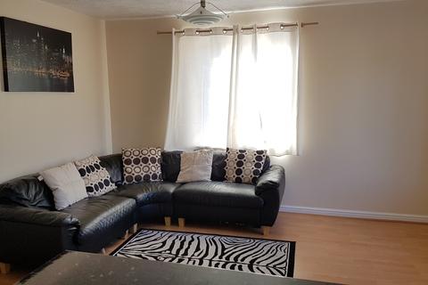 17 Westminster Close, Feltham, TW14 9XD
