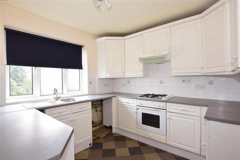 2 Austen Close, Greenhithe, DA9 9EU