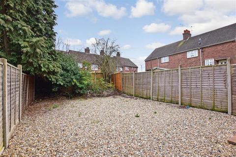 2 Austen Close, Greenhithe, DA9 9EU
