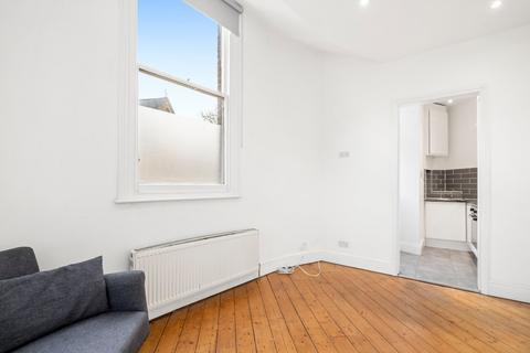 1 bedroom flat to rent, Blythe Road, Kensington Olympia, London