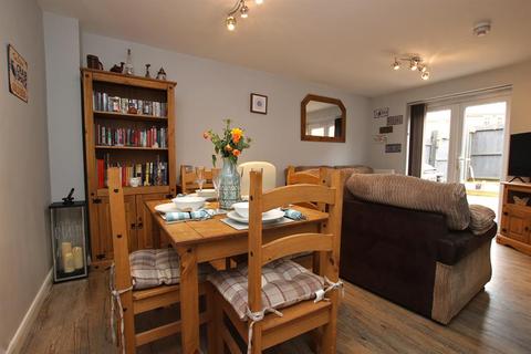 35 Andrews Walk, Blackburn, BB2 3LE