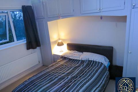 3 bedroom terraced house for sale, Windy Bank M9