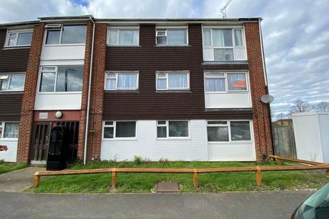 25 Quantock Close, Slough, SL3 8UD