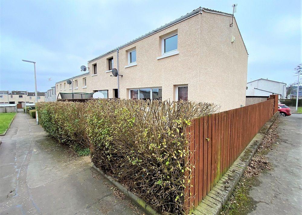 2 Eglinton Place, Inverkeithing 3 bed end of terrace house £750 pcm