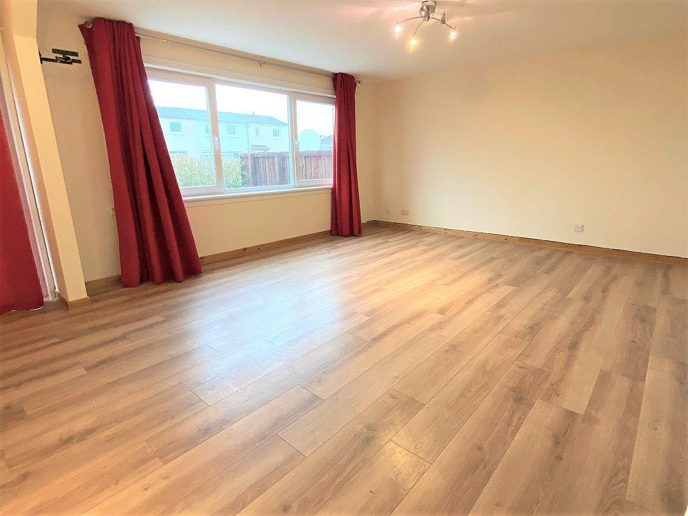2 Eglinton Place, Inverkeithing 3 bed end of terrace house £750 pcm